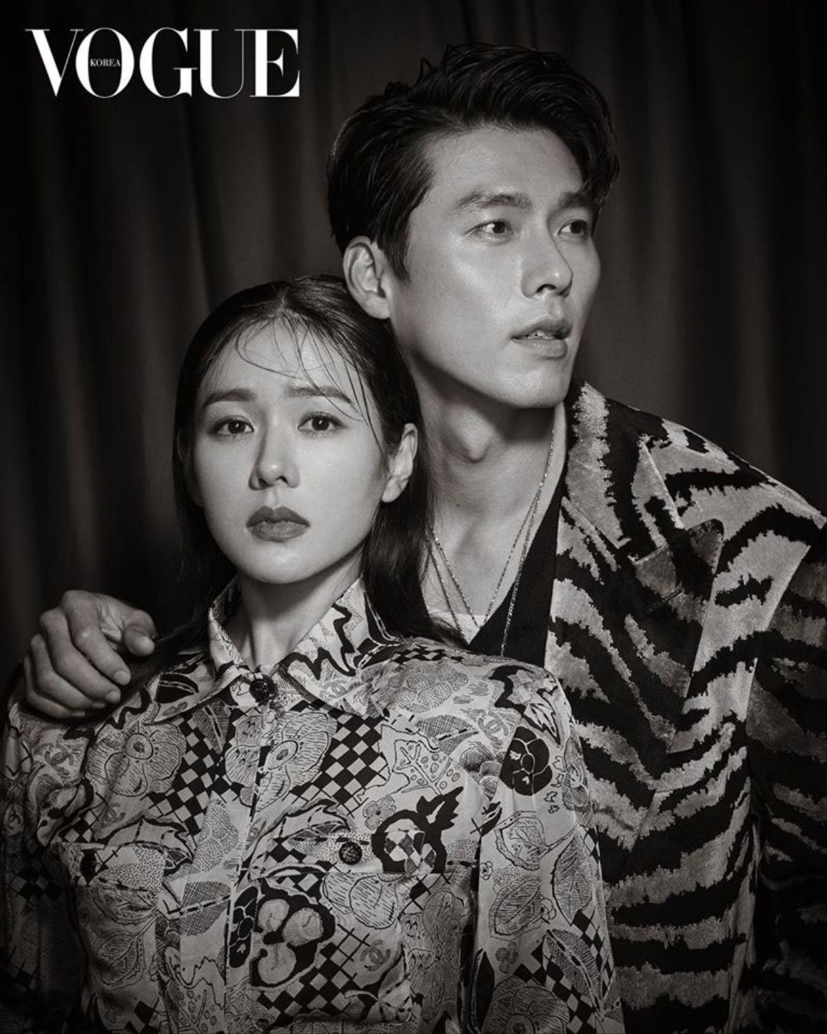 Hậu dư âm 'Hạ cánh nơi anh', những bức hình huyền thoại của Hyun Bin - Son Ye Jin trên Vouge 2018 được 'đào mộ' Ảnh 2