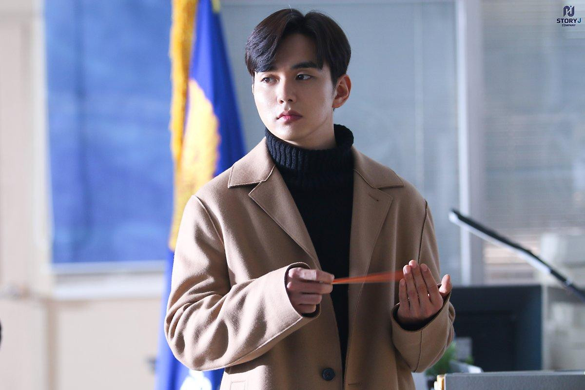 'Em trai quốc dân' Yoo Seung Ho bị chê bai về ngoại hình, Knet phẫn nộ! Ảnh 11