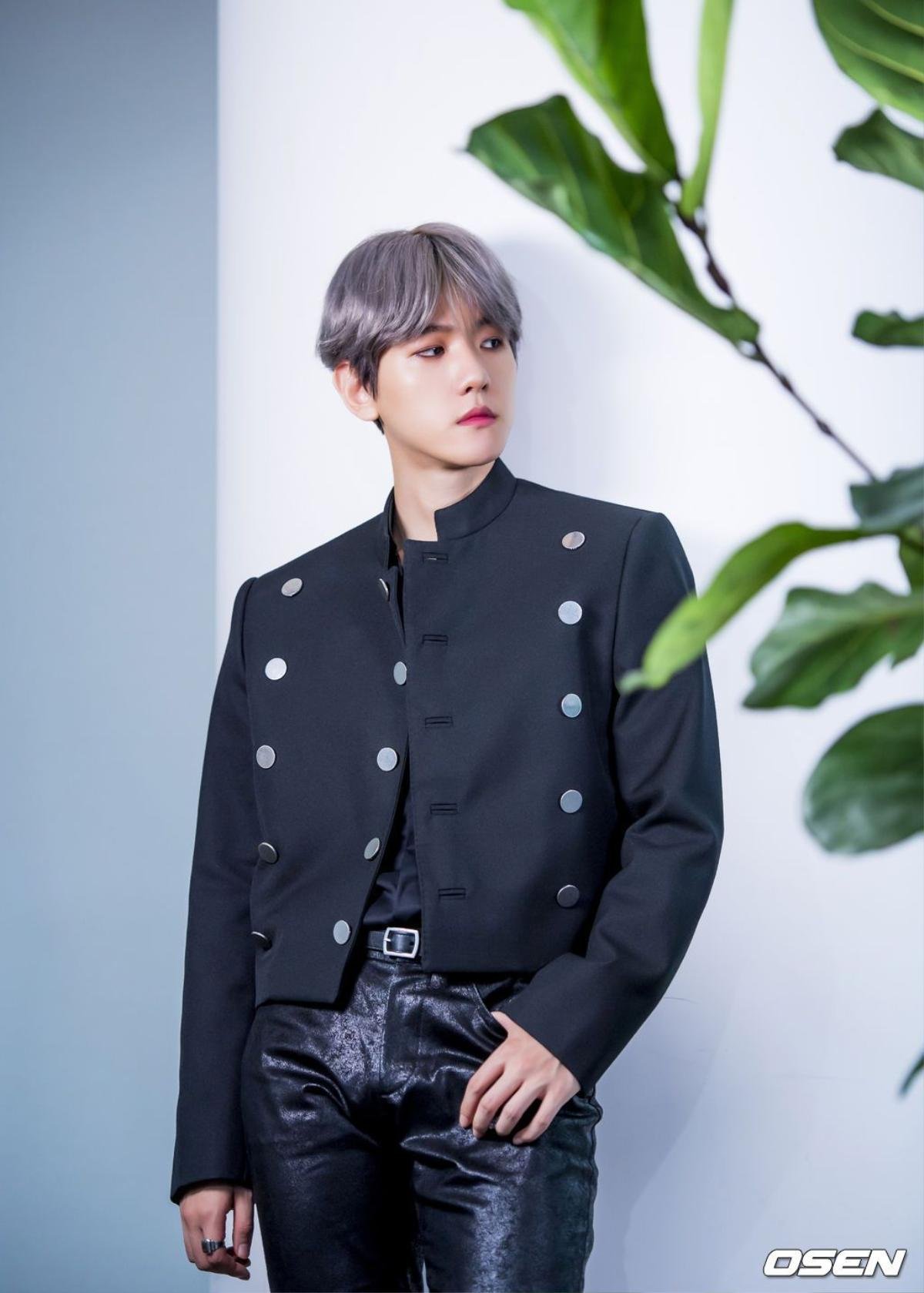 Baekhyun 'thả thính' đang thu âm, fan 'hóng hớt' EXO sắp comeback hay sẽ là sản phẩm solo? Ảnh 1