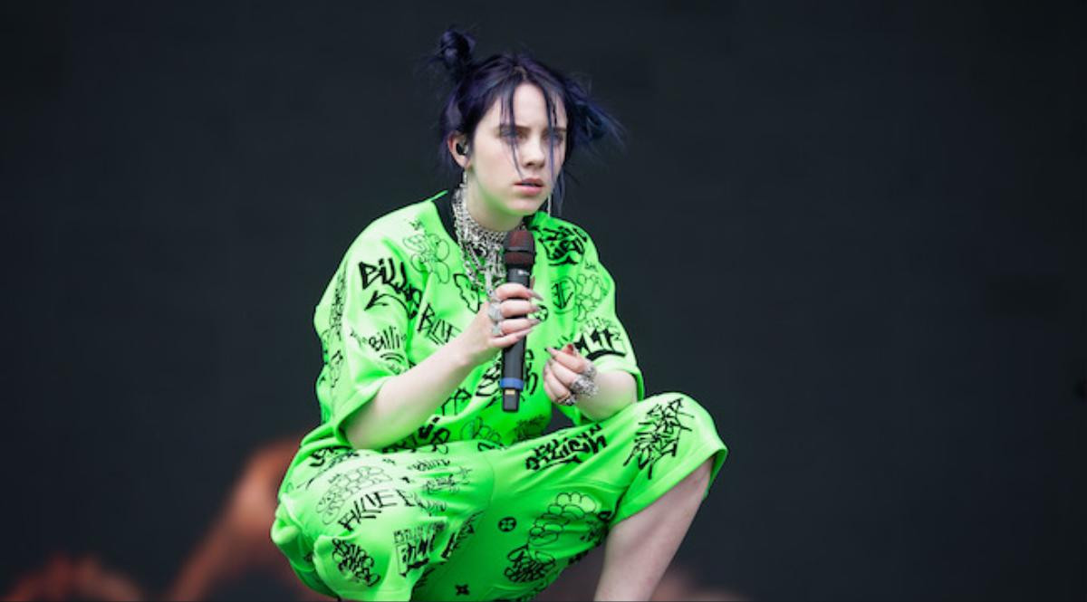 Đáp trả những lời miệt thị ngoại hình, Billie Eilish lần đầu 'khoe thân' trên sân khấu Ảnh 3