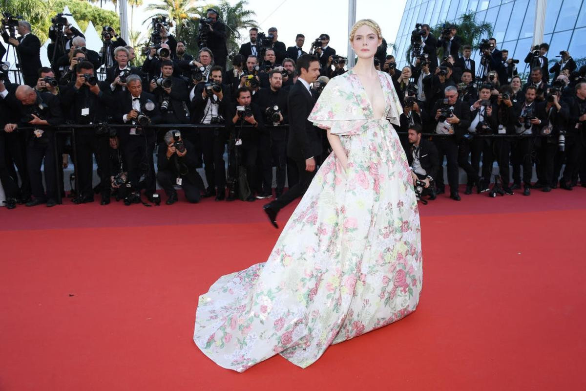 Bất chấp dịch bệnh đang hoành hành tại Châu Âu và Mỹ, LHP Cannes và Met Gala vẫn diễn ra theo đúng kế hoạch Ảnh 6