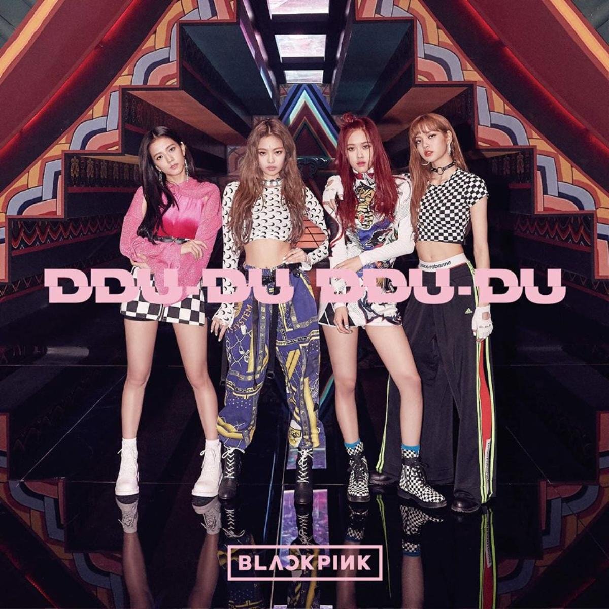 DDU-DU DDU-DU tiếp tục làm nên lịch sử, đưa BLACKPINK trở thành nhóm nhạc nữ Kpop duy nhất đạt được 5 triệu lượt download trên toàn cầu Ảnh 1