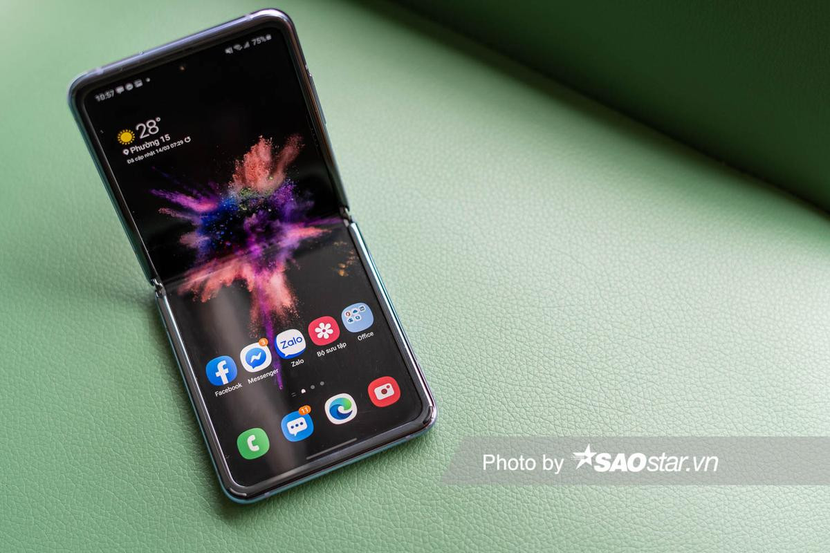 Đánh giá Galaxy Z Flip: Smartphone 'độc lạ' nhất đầu năm 2020 Ảnh 23