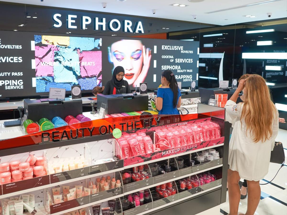 Chuỗi mỹ phẩm Sephora đóng cửa tất cả các cửa hàng ở Mỹ và Canada vì dịch COVID-19 Ảnh 1