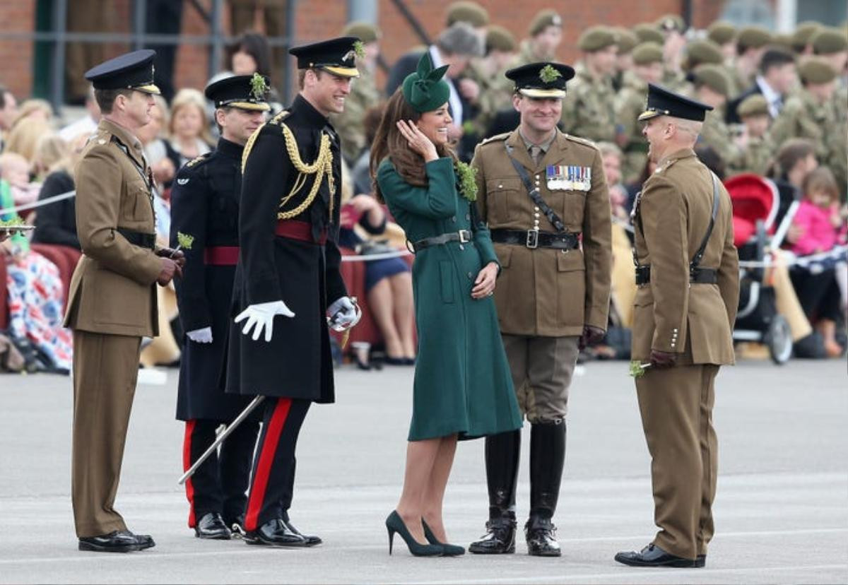 13 lần Kate Middleton mặc màu xanh lá cây để vinh danh văn hóa Ireland Ảnh 4