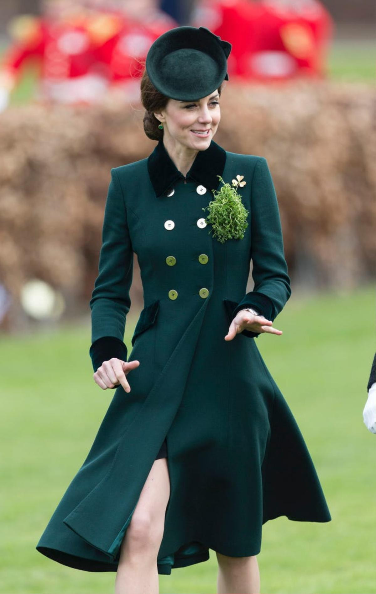 13 lần Kate Middleton mặc màu xanh lá cây để vinh danh văn hóa Ireland Ảnh 6