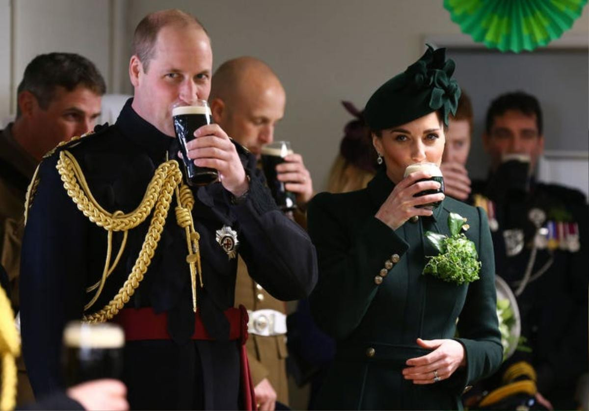 13 lần Kate Middleton mặc màu xanh lá cây để vinh danh văn hóa Ireland Ảnh 9