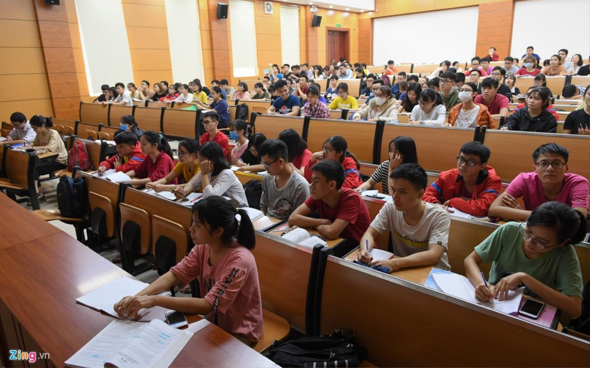 Trường đại học duy nhất tại Hà Nội cho sinh viên đi học giữa dịch COVID-19 Ảnh 1