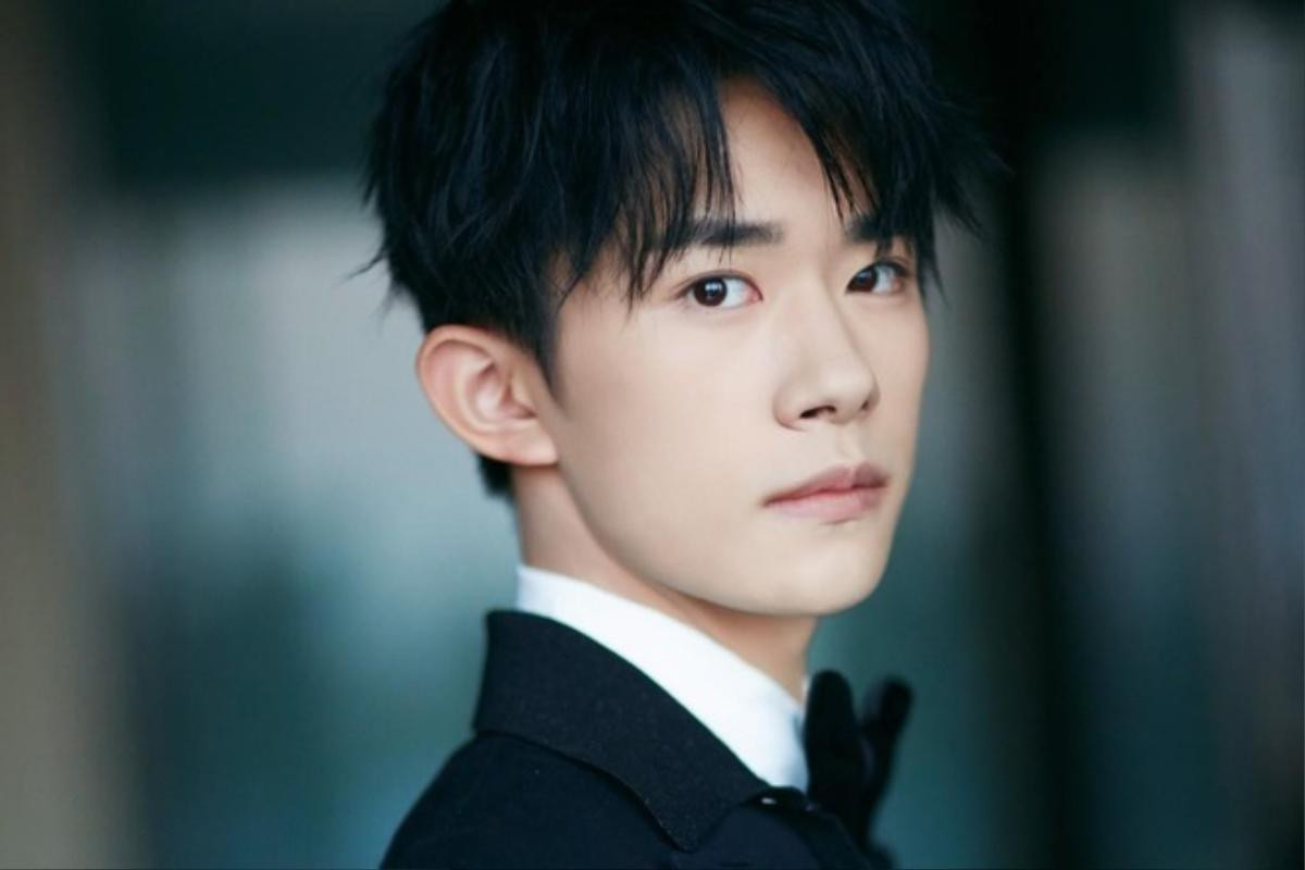 Từng bị hô 'cút ra khỏi TFBoys' đến khi trở thành thành viên thành công nhất nhóm, Dịch Dương Thiên Tỉ đã trải qua điều gì? Ảnh 2