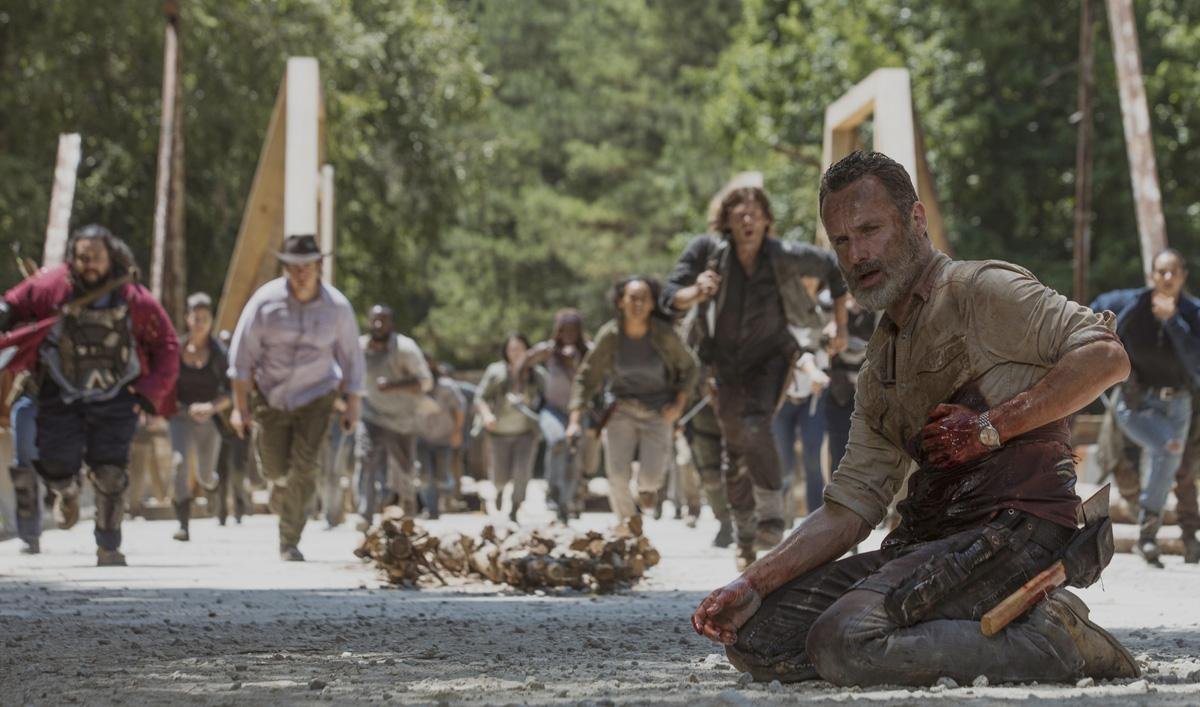 The Walking Dead: Rick Grimes gào khóc vì hết giấy vệ sinh mùa dịch Corona Ảnh 4