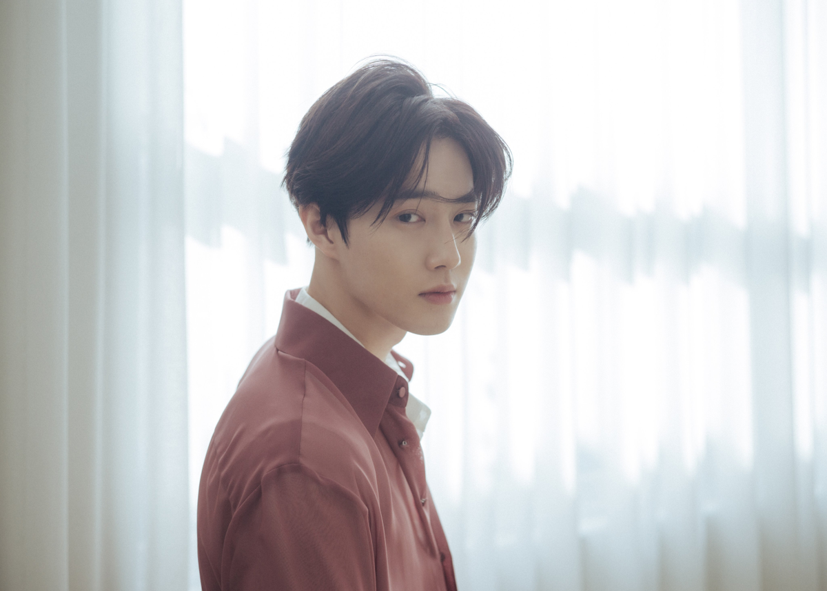 Fan 'truy lùng' danh tính nữ ca sĩ hợp tác trong album solo 'Self-Portrait' của Suho (EXO): Từng collab với trưởng nhóm BTS Ảnh 5