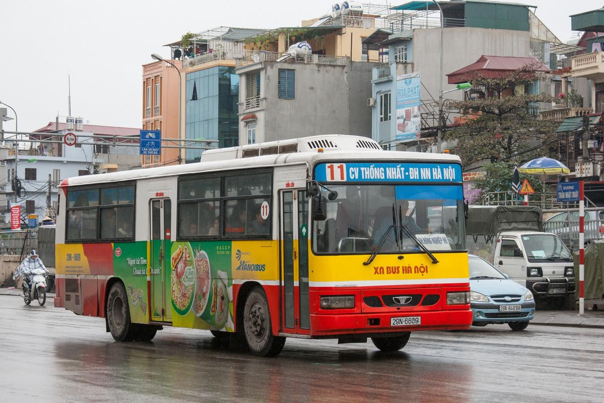 Phòng dịch COVID-19, Hà Nội giảm 900 lượt xe buýt mỗi ngày Ảnh 1