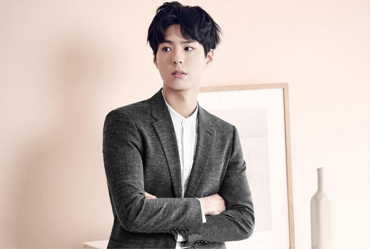 Park Bo Gum gây ấn tượng bằng giọng hát và khả năng đệm piano trong talkshow Ảnh 2