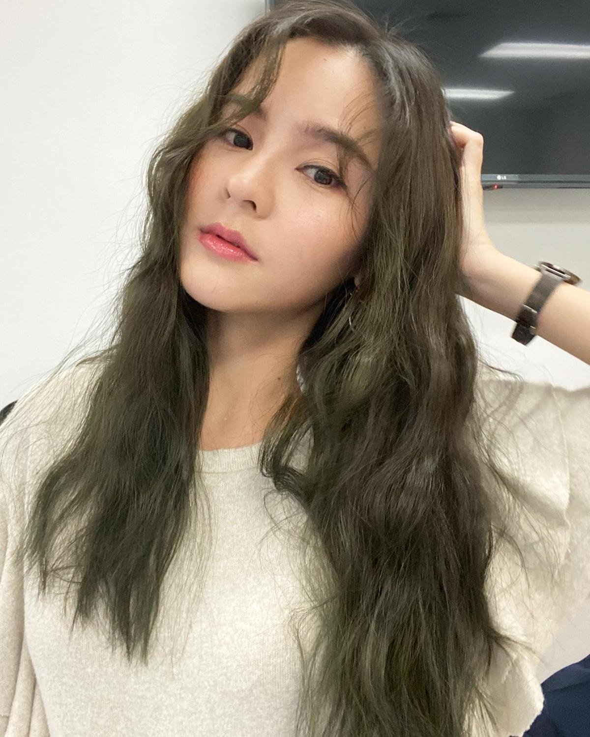 Aom Sushar tuyên bố đóng cửa cửa hàng đồ ngọt vì dịch bệnh COVID 19, phủ nhận tin đồn kết hôn vào cuối năm nay Ảnh 3