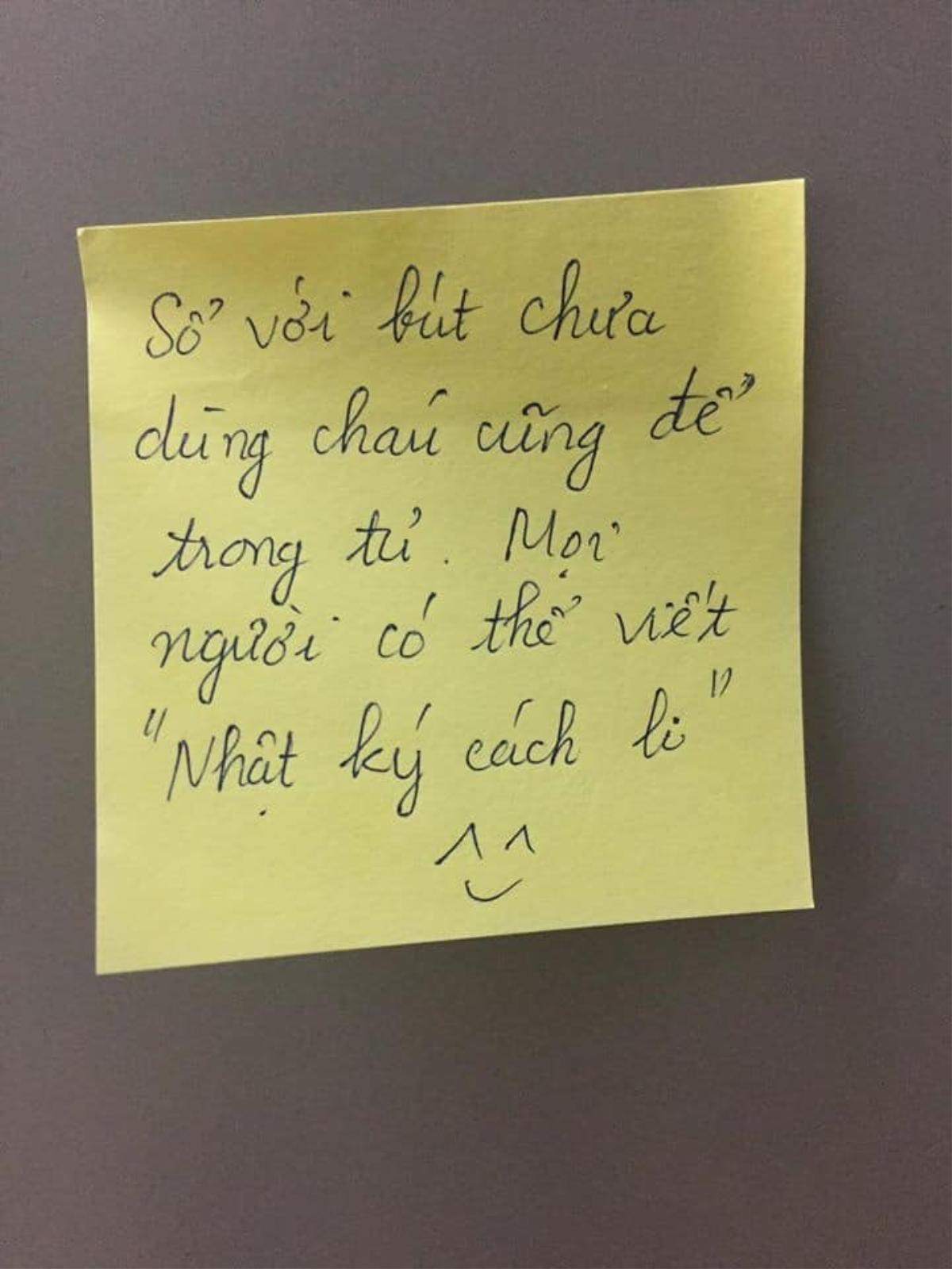 Nữ sinh Nghệ An thức đến 2h sáng dọn dẹp phòng, cặm cụi viết loạt lời nhắn đáng yêu gửi những người đến cách ly Ảnh 7