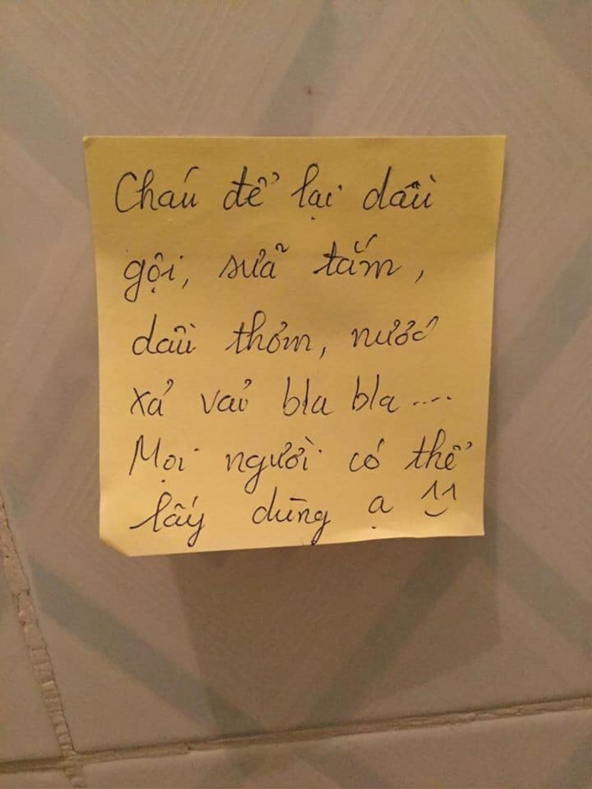 Nữ sinh Nghệ An thức đến 2h sáng dọn dẹp phòng, cặm cụi viết loạt lời nhắn đáng yêu gửi những người đến cách ly Ảnh 4