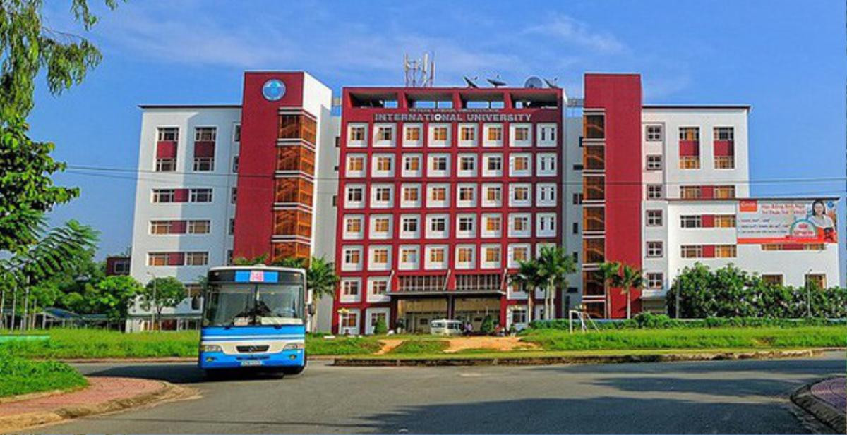 Hàng loạt trường Đại học giảm học phí, hỗ trợ sinh viên trong đợt dịch COVID- 19 Ảnh 2