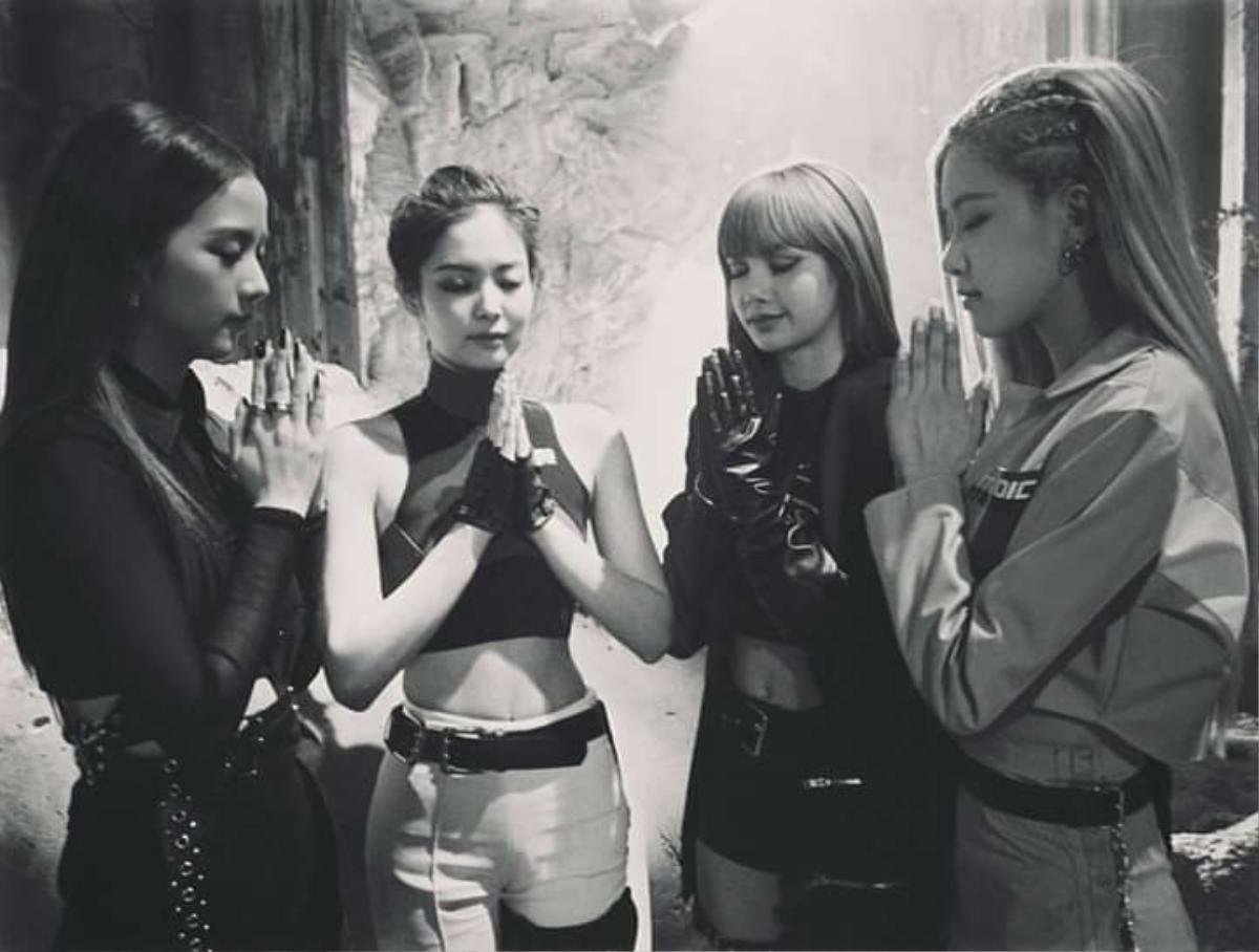 #BLACKPINK1YearOfHiatus - BlackPink tròn 1 năm yên ắng không comeback, fan trending hashtag yêu cầu YG Ent nói-một-lời Ảnh 1