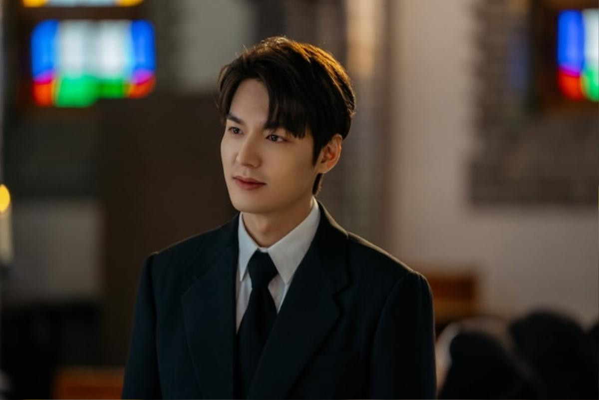 Phim The King của Lee Min Ho: Cùng điểm lại loạt teaser và hình ảnh được nhà đài hé lộ trước khi bộ phim ra mắt Ảnh 2