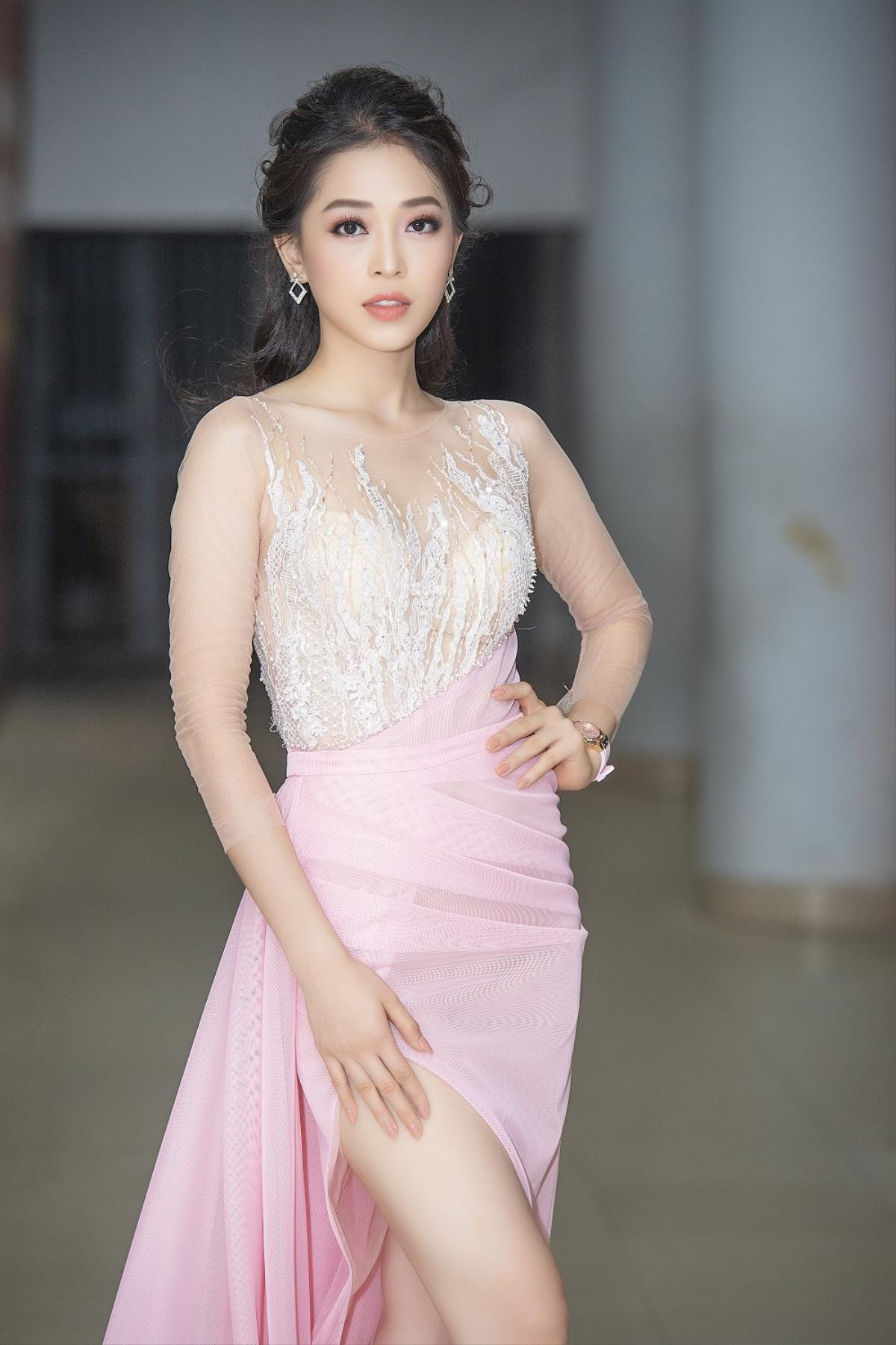 Thi hùng biện Miss Grand: Huyền My tự hào diện áo dài, Phương Nga - Kiều Loan bắn tiếng Anh 'đỉnh' Ảnh 13