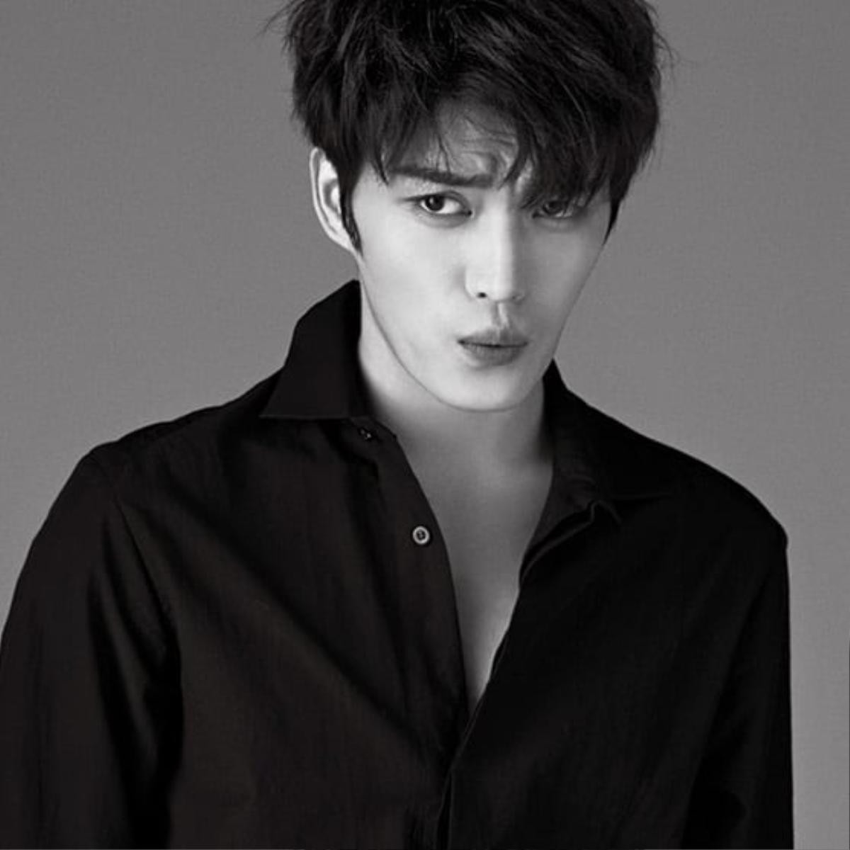 Kim JaeJoong tham gia quyên góp mặt nạ cho các tổ chức y tế để ngăn chặn COVID-19 Ảnh 7