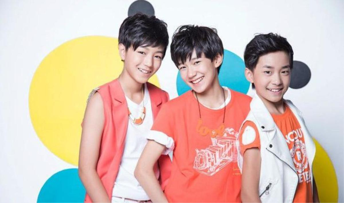 TFBOYS cùng đăng icon biểu cảm trên Weibo để kỷ niệm 6 năm đoạt giải thưởng lớn Ảnh 1