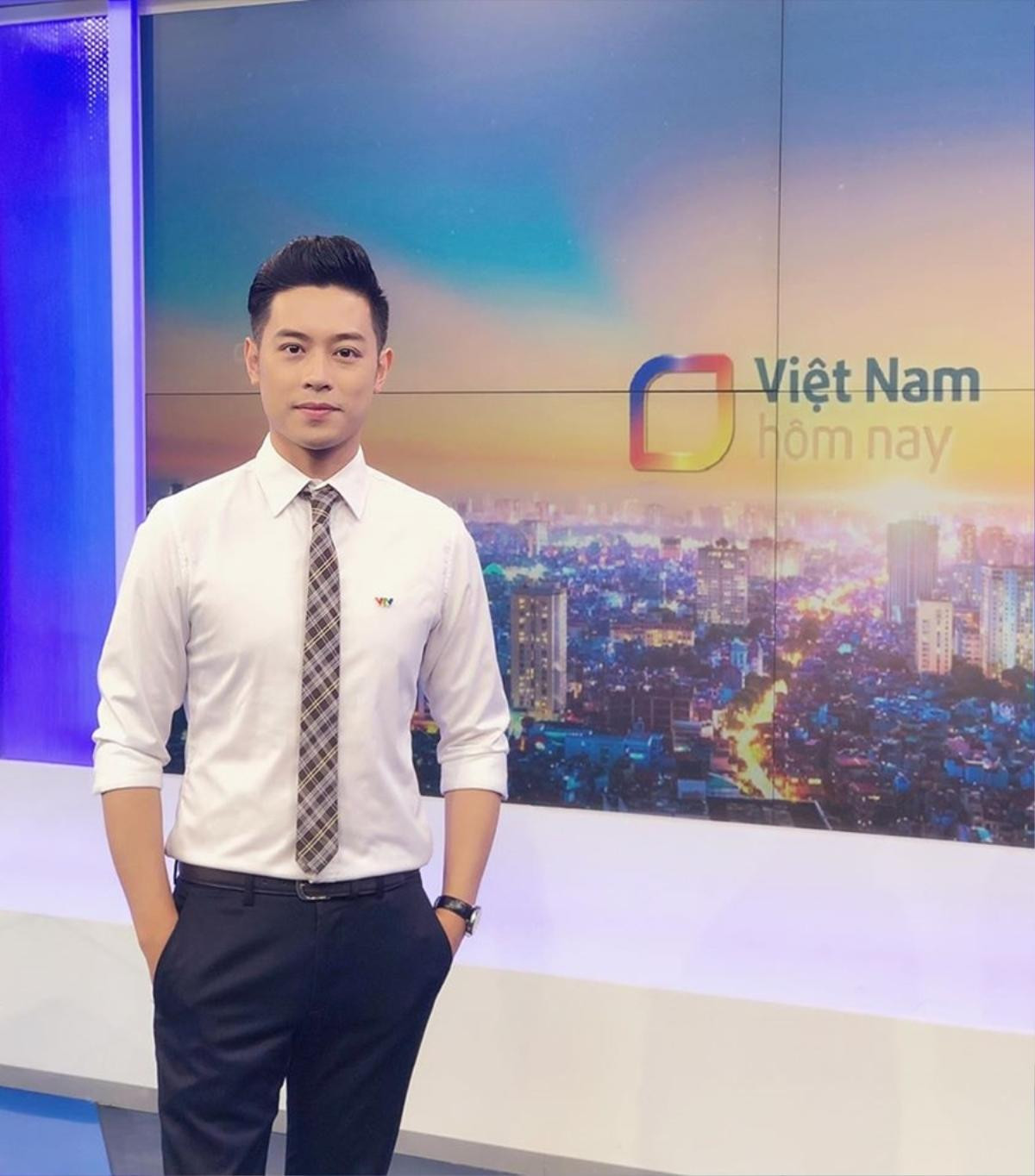 Nam MC ‘soái ca’ của VTV, vừa điển trai lại vừa đa tài khiến bao người ngưỡng mộ Ảnh 1