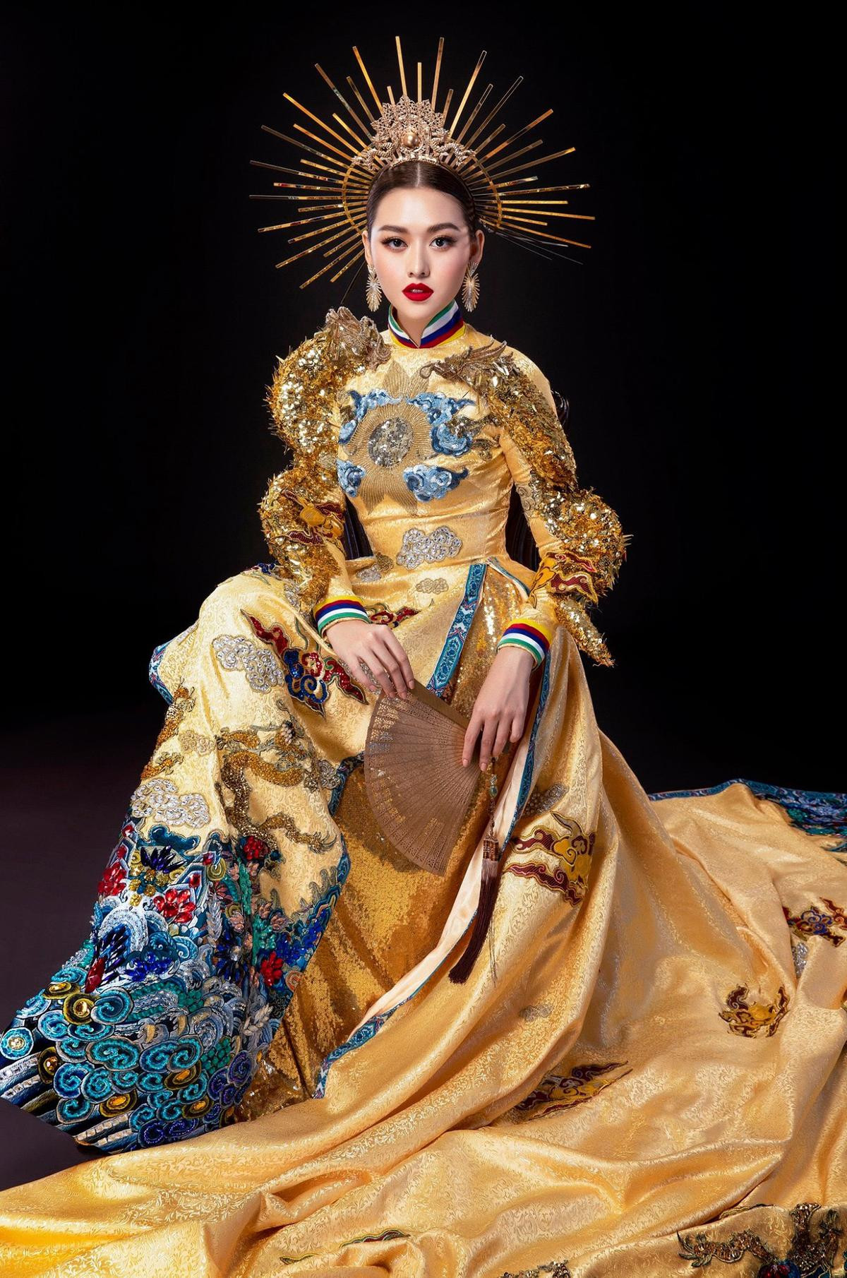 National Costume của Lệ Hằng - Kiều Loan đẹp xuất sắc, Khánh Vân đặt cược vào bảng thi All-Star? Ảnh 32