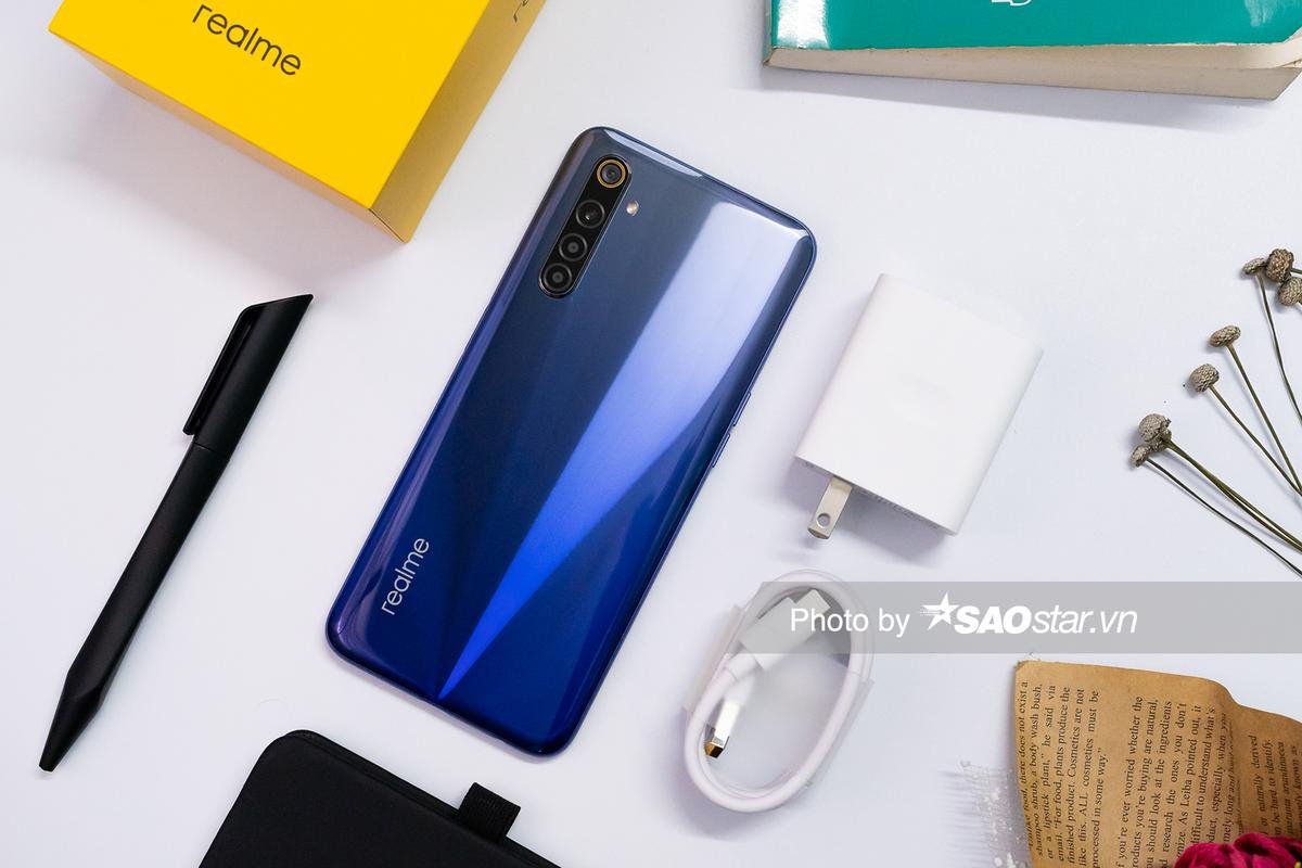 Vì sao ngày càng có nhiều smartphone được trang bị công nghệ sạc nhanh? Ảnh 2