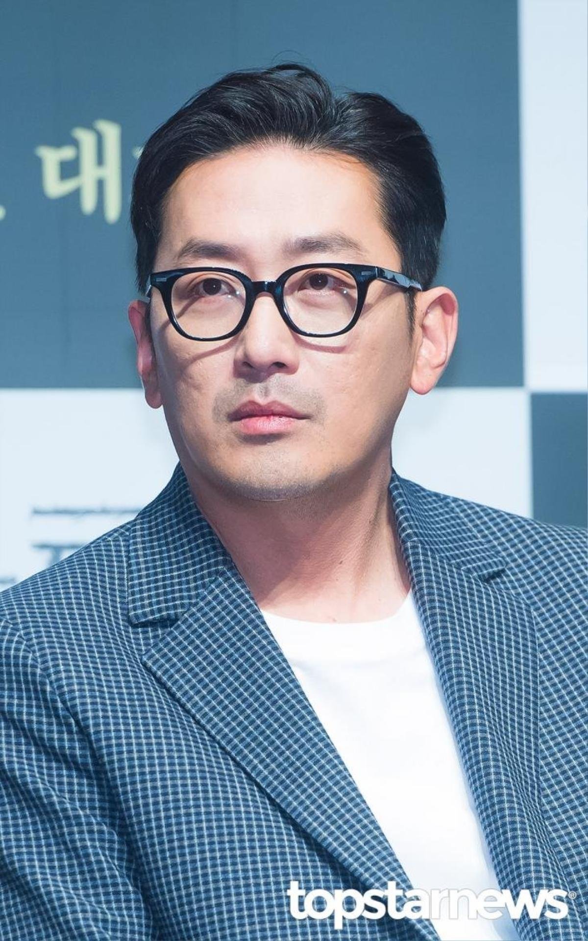 Chết cười vì tin nhắn 'thả thính', tấu hài cực mạnh giữa Ha Jung Woo và hacker: Bị đe dọa 29 tỷ đồng! Ảnh 1