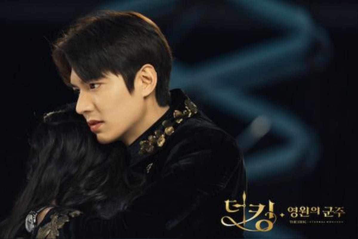 Đâu chỉ người xem, đến nam chính Lee Min Ho cũng thừa nhận 'The King: Eternal Monarch' rất rối não Ảnh 7