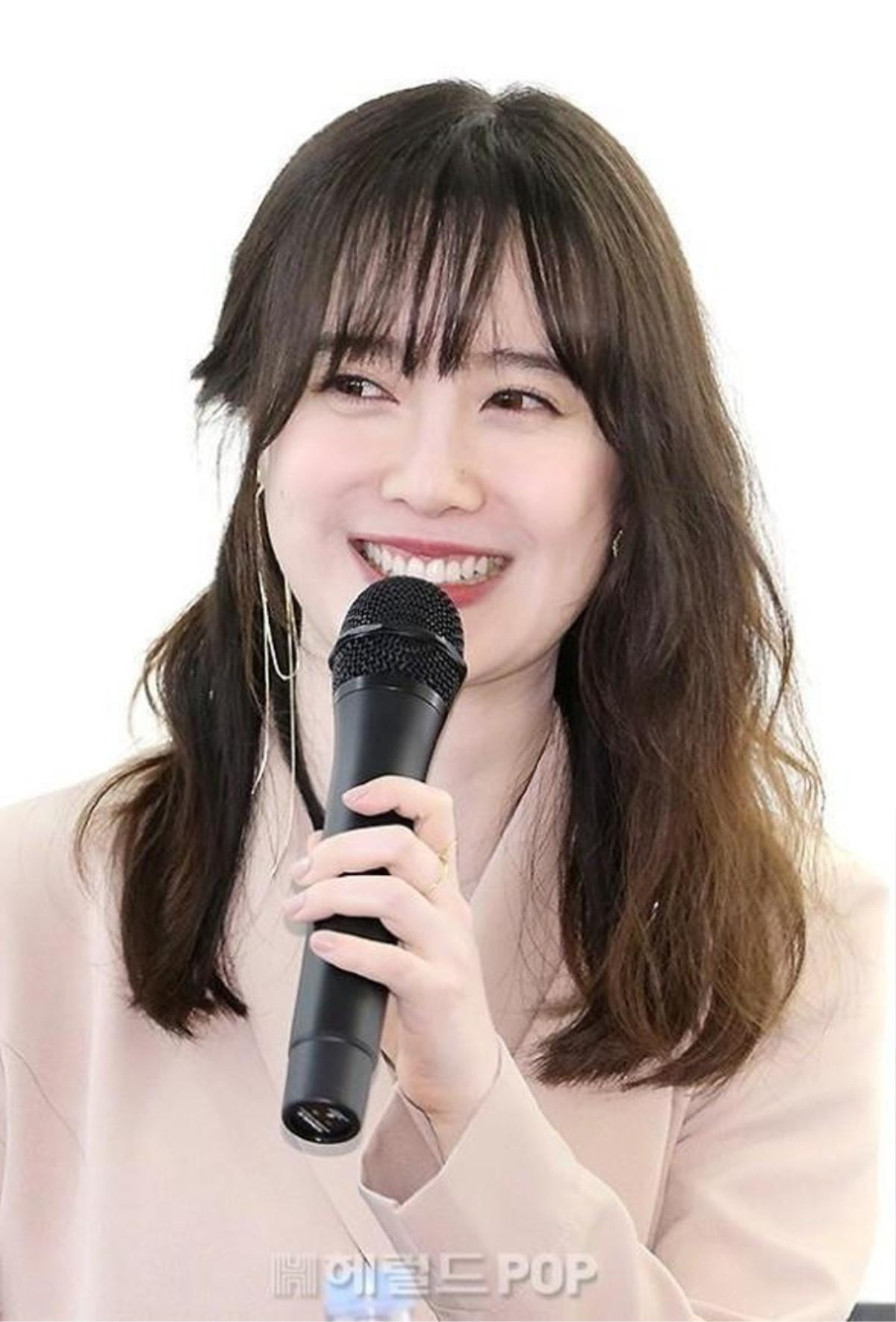 Hậu ly hôn, Song Hye Kyo và Goo Hye Sun rủ nhau lột xác Ảnh 20