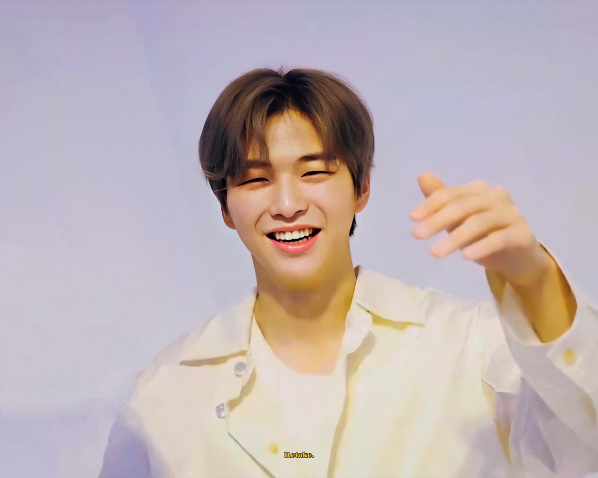 Điều gì trong bài đăng mới của center quốc dân Kang Daniel khiến fan Wanna One rần rần thế này? Ảnh 1