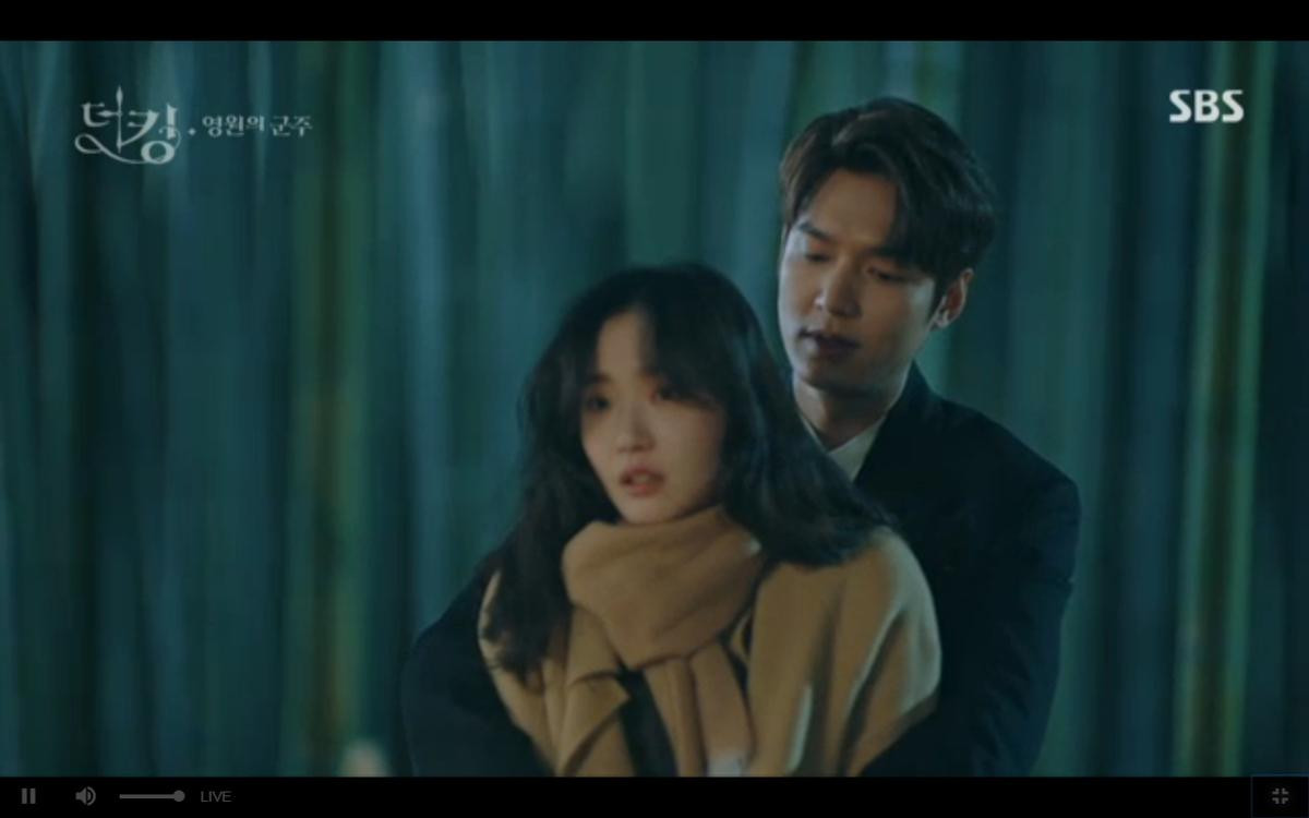 Quân vương bất diệt tập 4: Kim Go Eun 'sốc tận óc' vì nhảy sang thế giới song song của Lee Min Ho? Ảnh 37