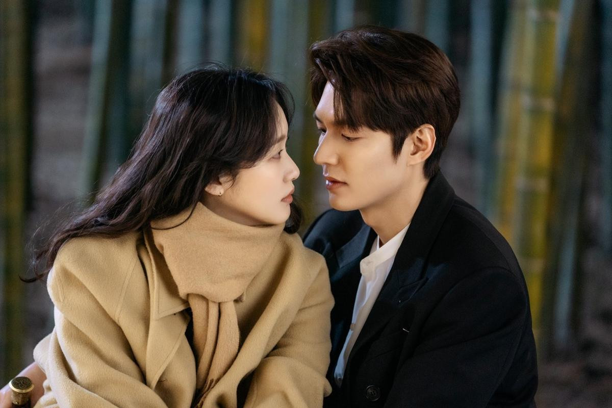 Phim 'Quân vương bất diệt' của Lee Min Ho rating tăng nhẹ - Phim của Park Jin Young và Lee Bo Young khởi động với rating vững chắc Ảnh 3