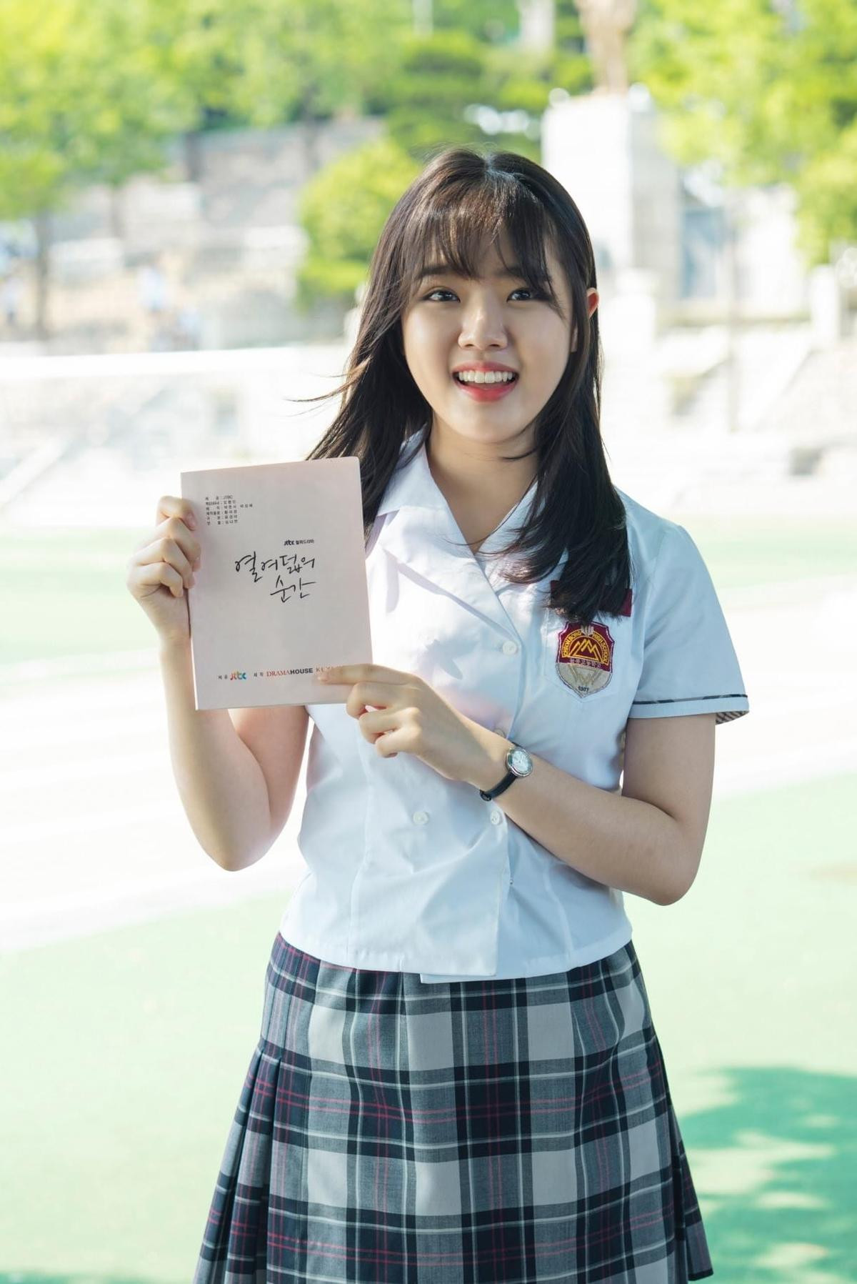 Park Ji Hoon (Wanna One) đóng drama học đường, 7 ứng cử vai nữ chính: Kim So Hyun hay Jin Ji Hee? Ảnh 8