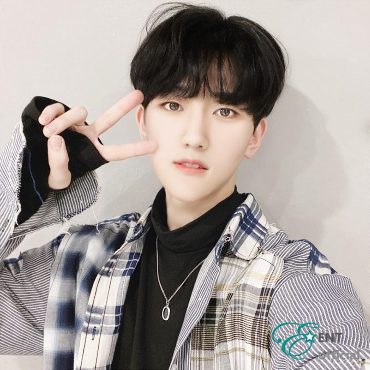 Sắp sửa ra mắt nhóm nhạc tân binh với hai thành viên đến từ Produce X101 Ảnh 8