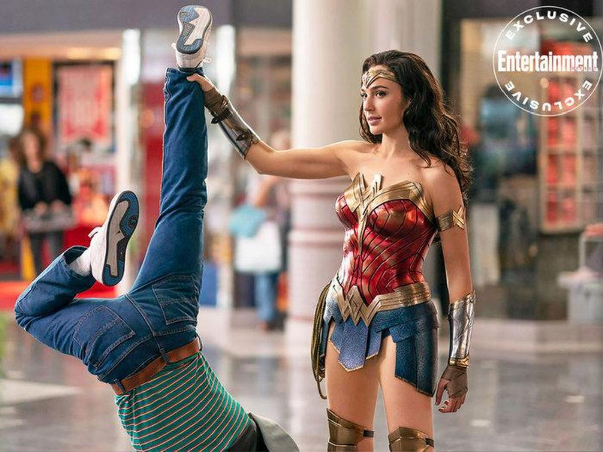 'Wonder Woman 1984': Rò rỉ bức ảnh của Diana Prince và Steve Trevor trong những năm 80 Ảnh 3