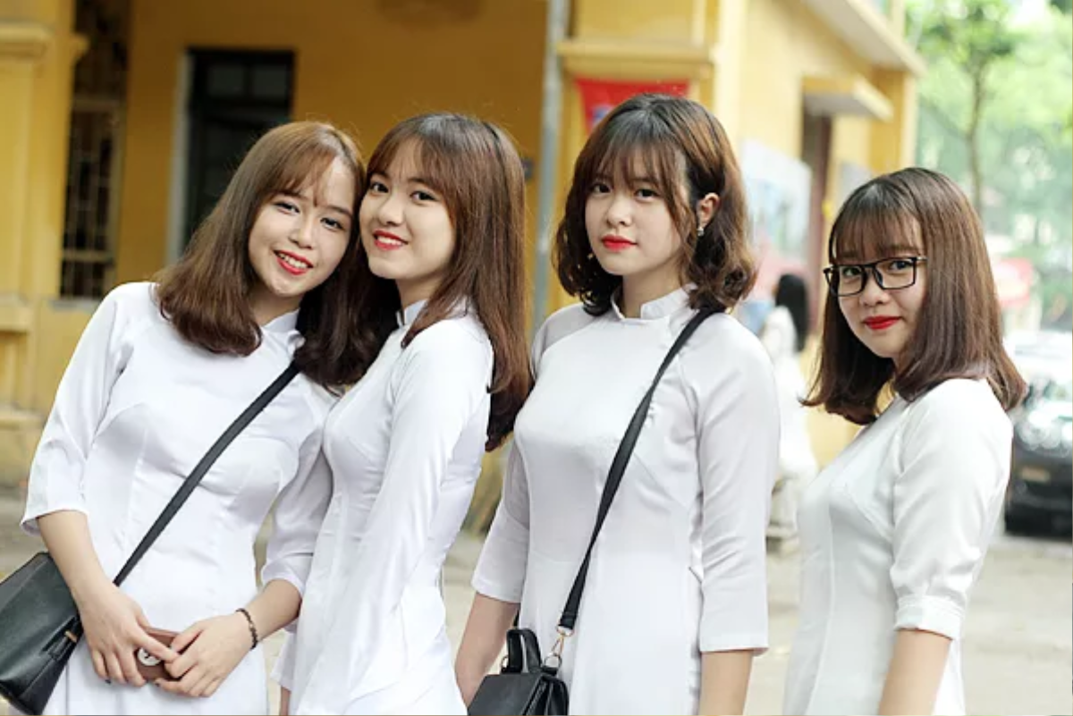 Những trường Đại học nào vừa cho sinh viên đi học tập trung, vừa duy trì việc giảng dạy online? Ảnh 1