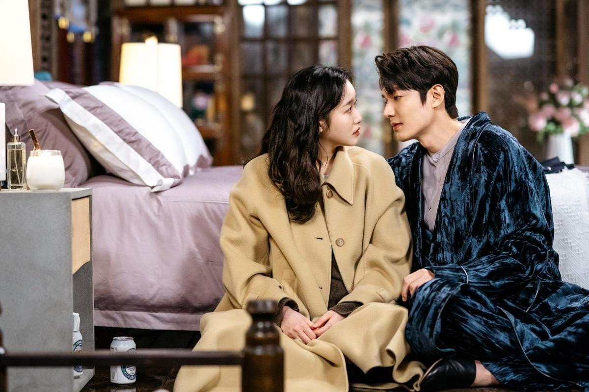 Rating phim 'Quân vương bất diệt' của Lee Min Ho giảm, dàn cast toàn trai xinh gái đẹp cũng không thể cứu vãn rating Ảnh 8