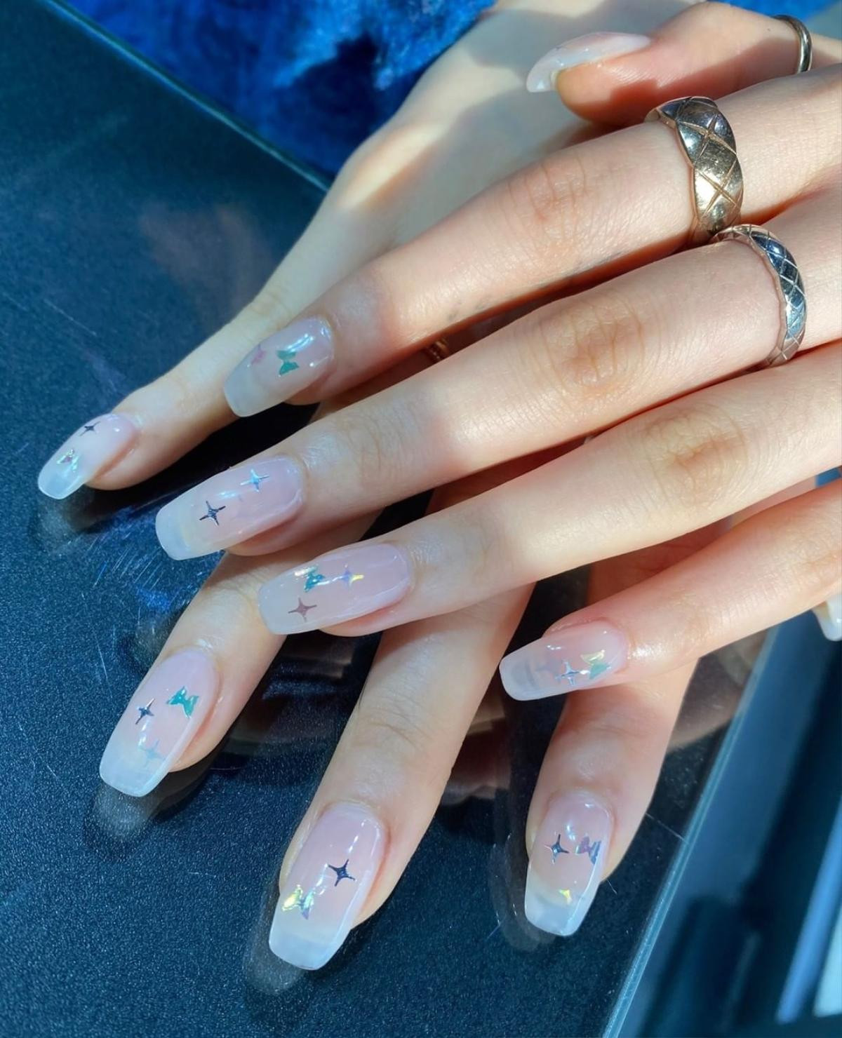 7 kiểu nail Hàn Quốc đang là hottrend, bạn sẽ muốn thử ngay từ cái nhìn đầu tiên Ảnh 2