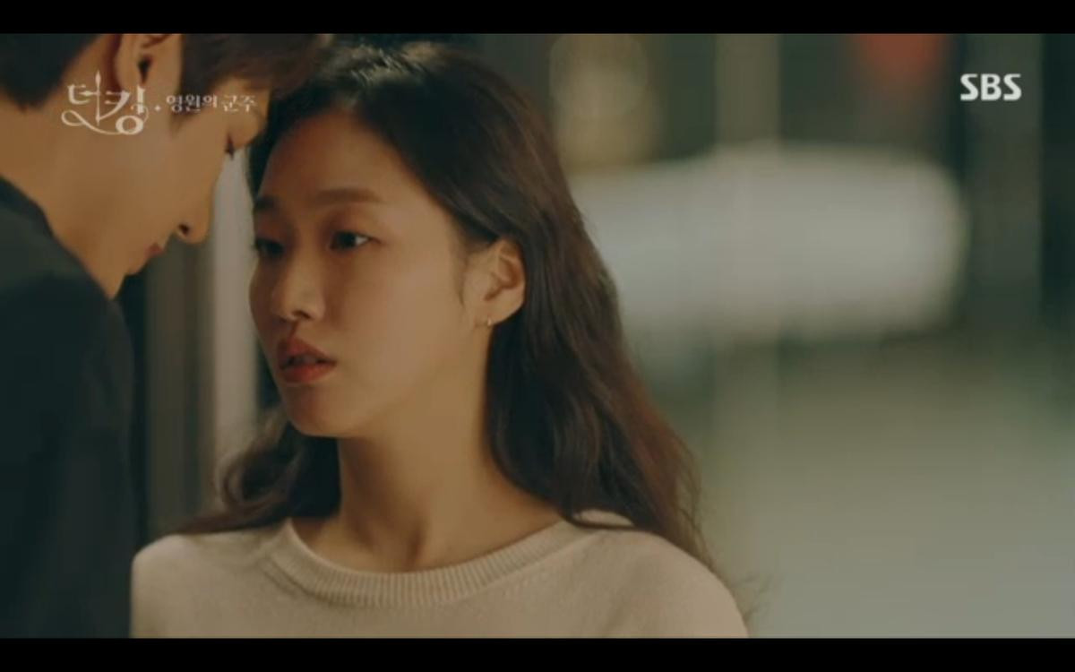 'Quân vương bất diệt' tập 6: Chiến tranh bùng nổ buộc Lee Min Ho phải chia tay Kim Go Eun? Ảnh 7