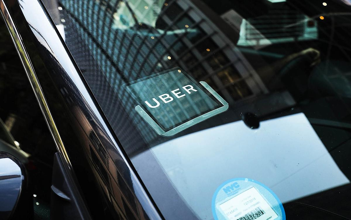 Uber bắt buộc tài xế đeo khẩu trang mới được nhận ‘cuốc xe’ tại Mỹ Ảnh 1