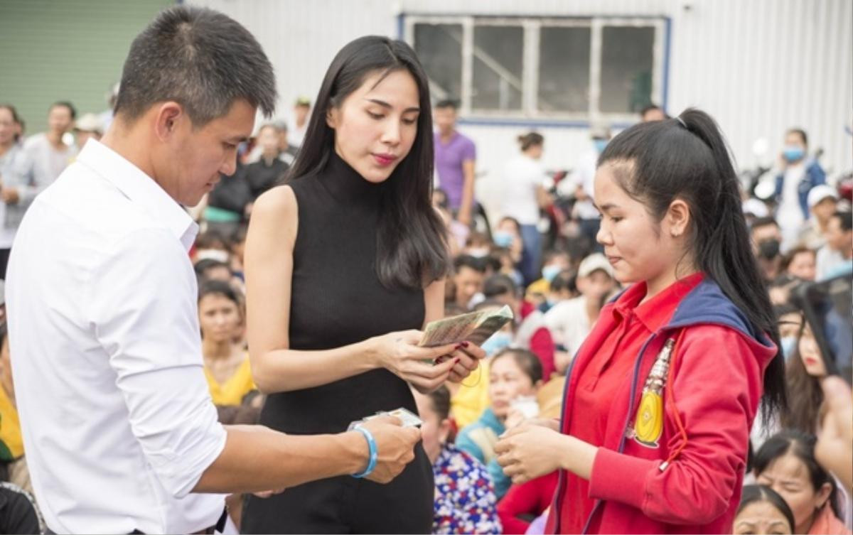 Công Vinh - Thủy Tiên: Đôi vợ chồng vươn lên từ nghèo khó truyền cảm hứng mùa Covid Ảnh 2