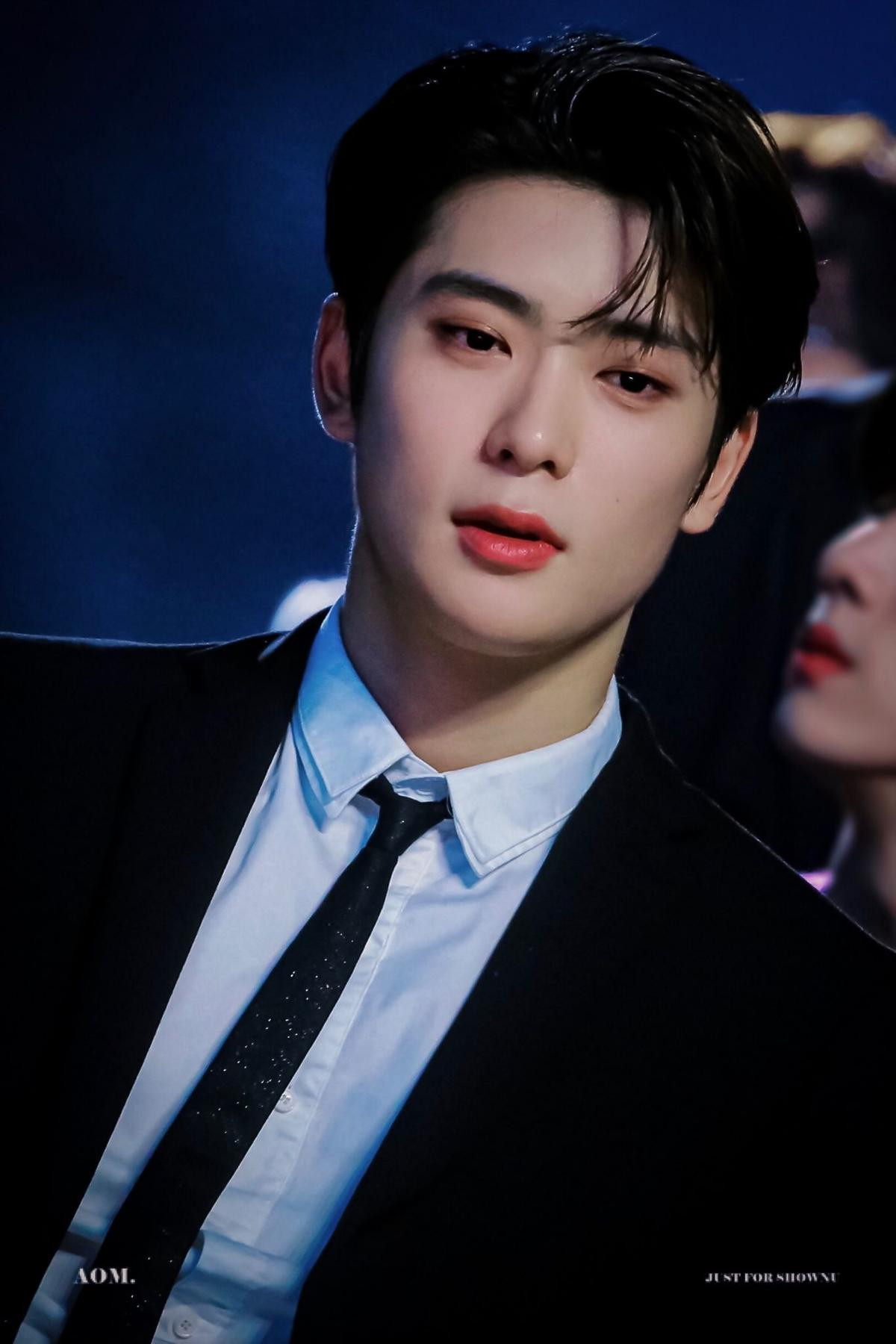 Sốc với bức ảnh lai giữa Cha Eun Woo (ASTRO) và Jaehyun (NCT): Đẹp hết phần thiên hạ! Ảnh 9