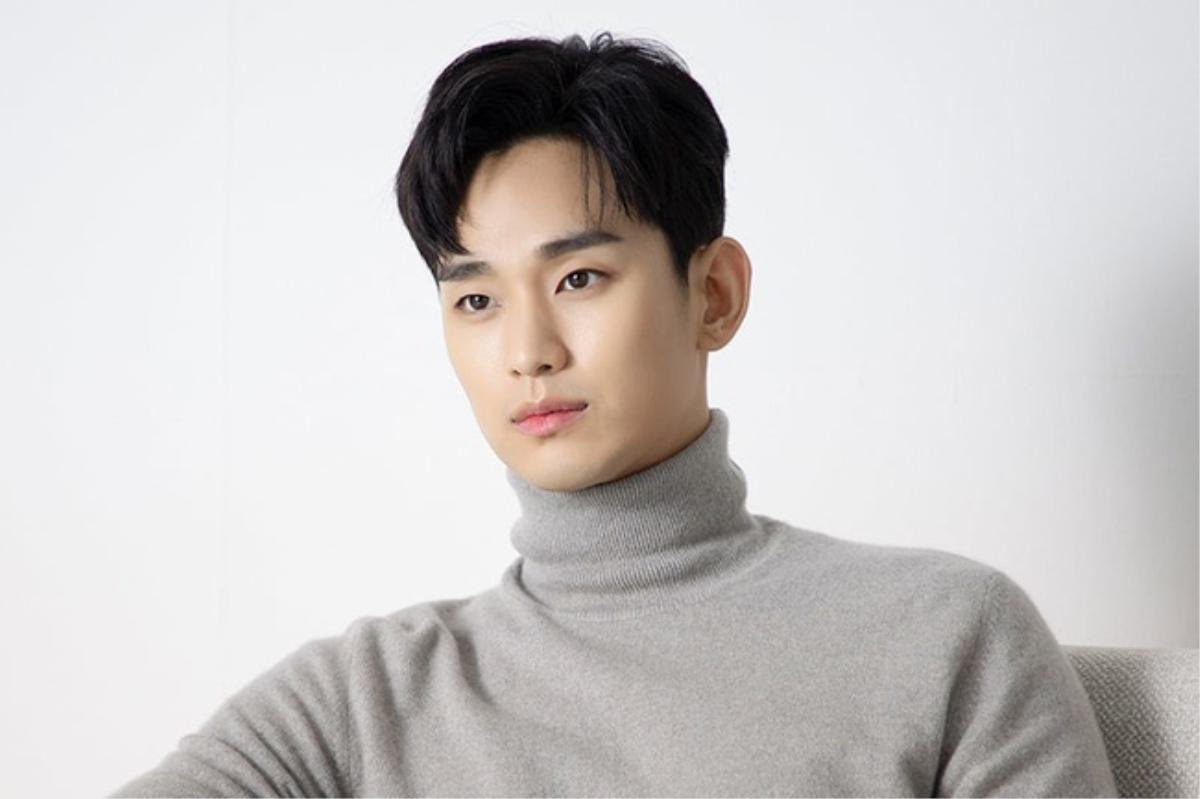 'Cụ giáo' Kim Soo Hyun và Seo Ye Ji cực chất trong buổi đọc kịch bản của 'I'm Psycho But It's Okay' Ảnh 2