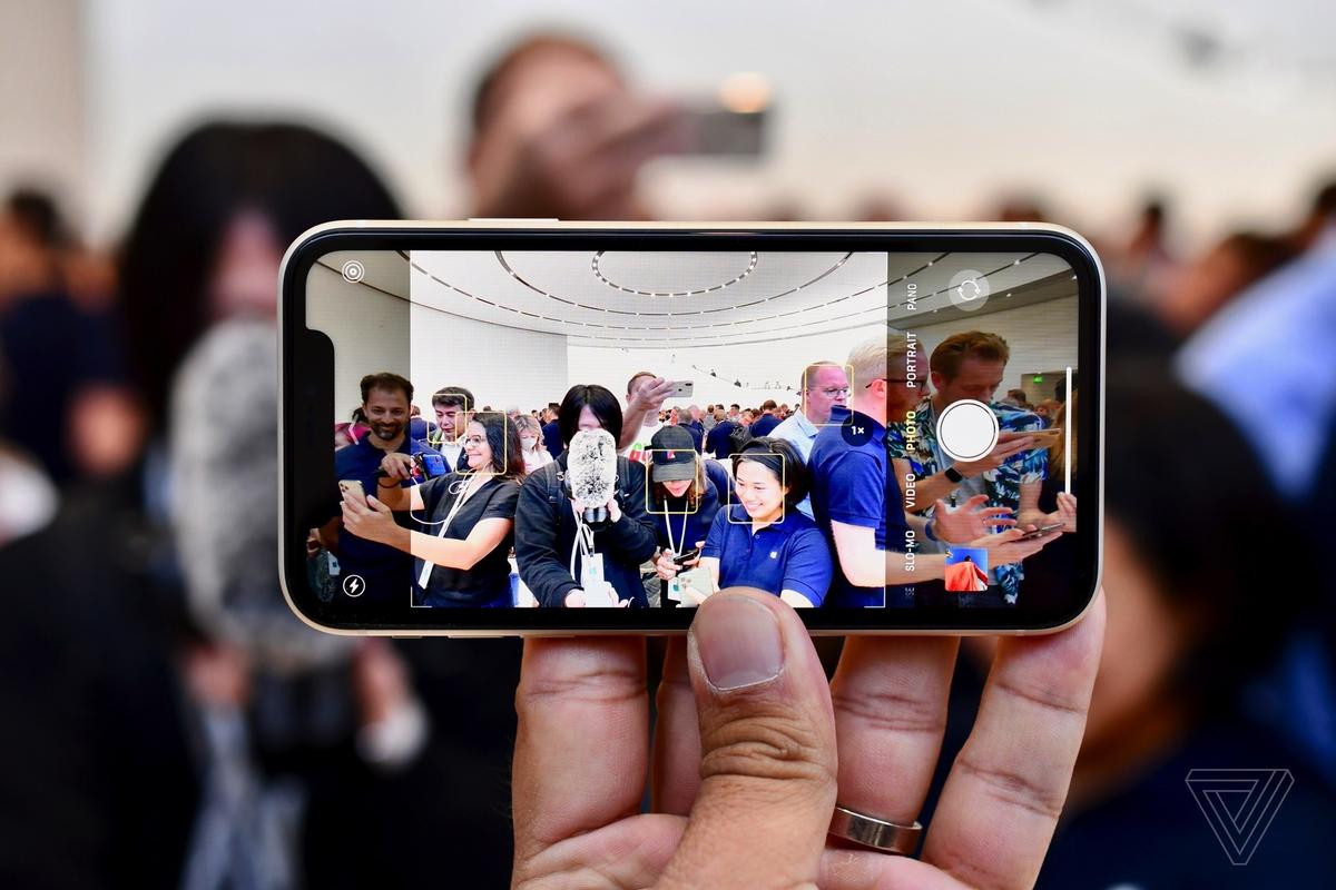 DXOMark: Camera selfie của iPhone 11 không lọt top 10 smartphone chụp hình tốt nhất Ảnh 1