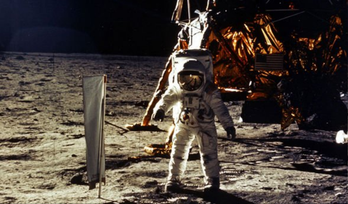 Hối tiếc của Michael Collins sau 50 năm kết thúc nhiệm vụ Apollo 11 Ảnh 3