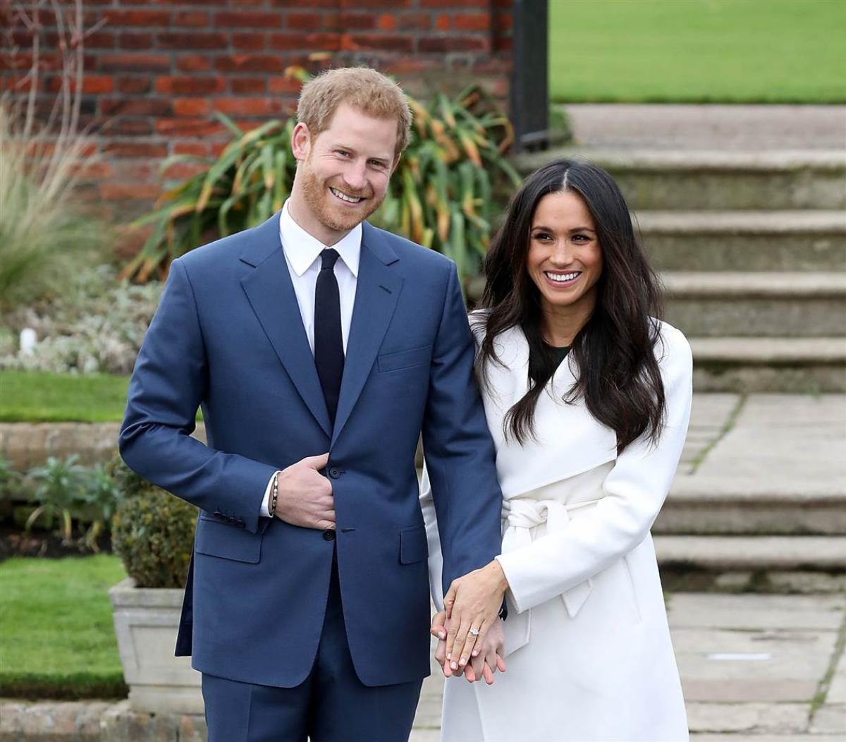 Hoàng tử Harry kết hôn với Meghan Markle vì cô giống công nương Diana Ảnh 2