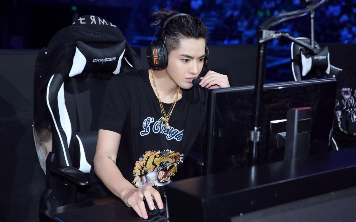 Tạo hình nam thần eSports của sao nam Hoa ngữ: Dương Dương - Lý Hiện thành công hơn, Vương Nhất Bác 'gom' thêm fans Ảnh 17